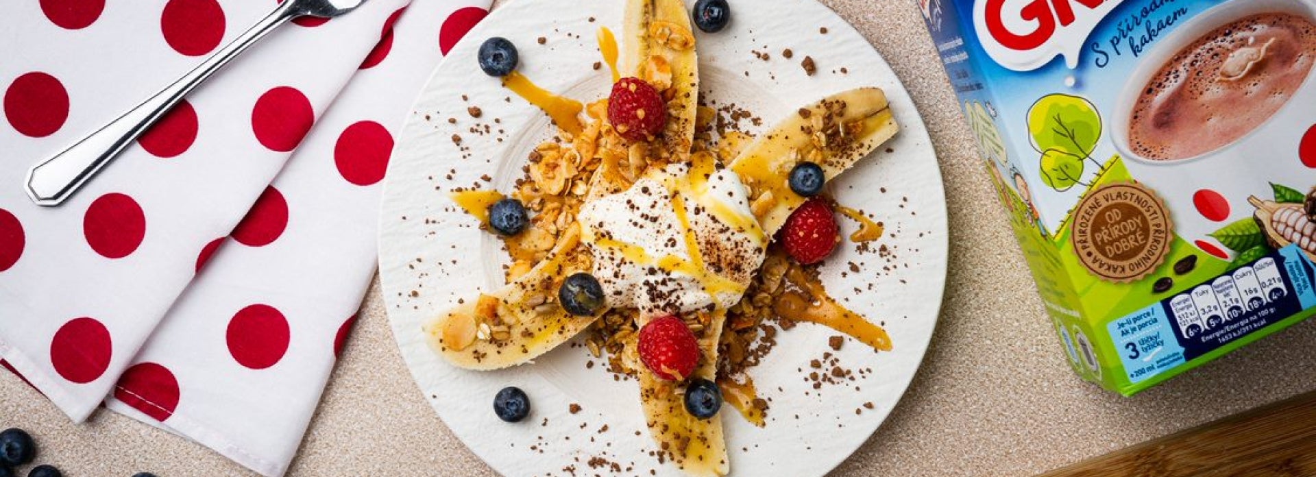 Banana split s granolou a Grankem